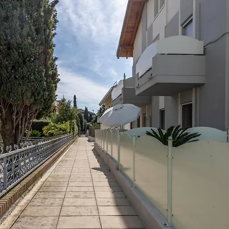 Peninsula Apartman *